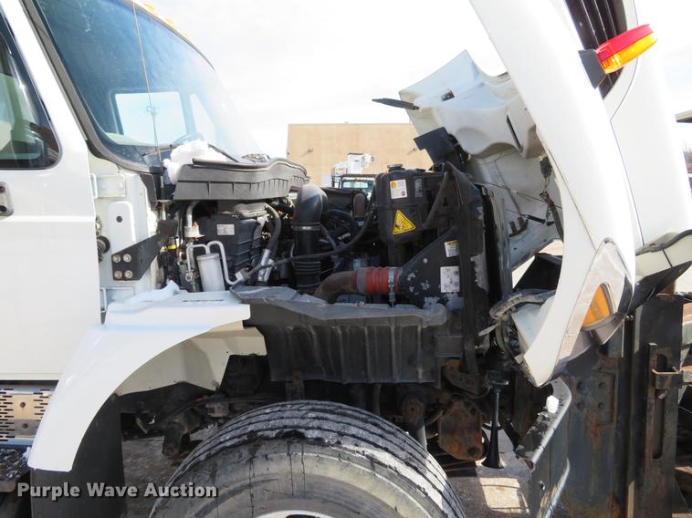 image for item DG3895 2009 International WorkStar 7400 dump truck