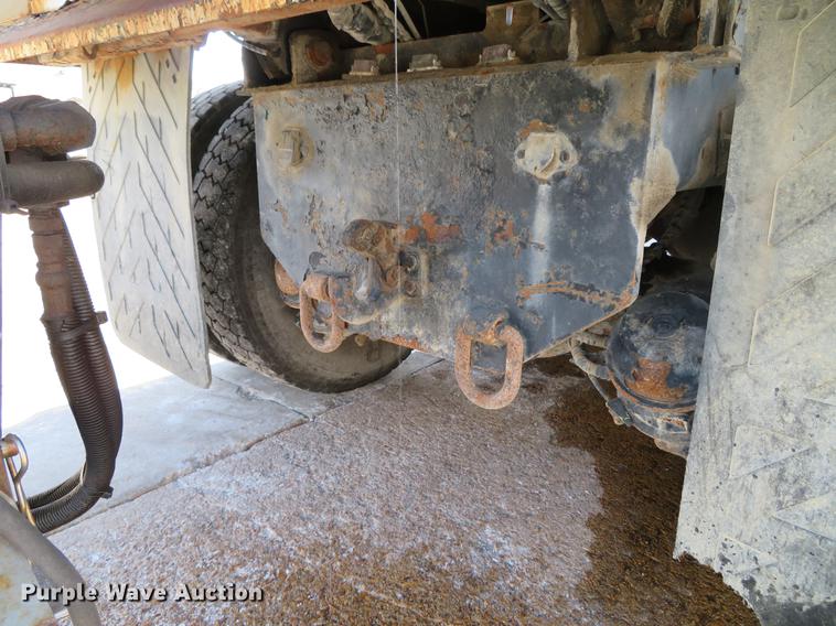 image for item DG3895 2009 International WorkStar 7400 dump truck