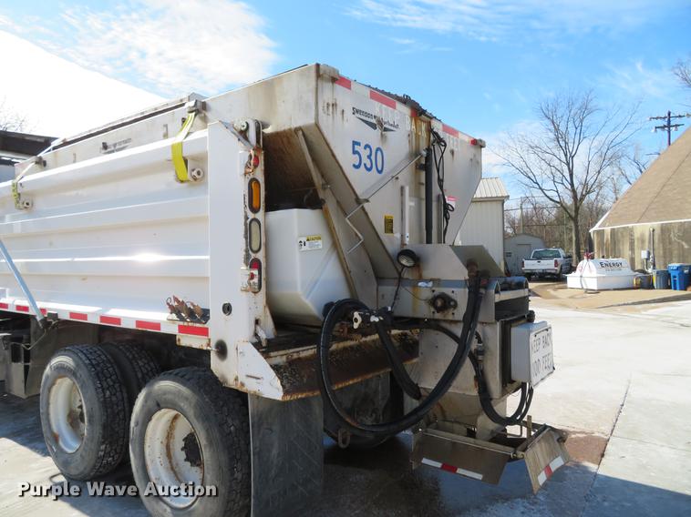 image for item DG3895 2009 International WorkStar 7400 dump truck