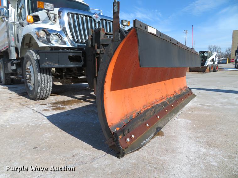 image for item DG3895 2009 International WorkStar 7400 dump truck