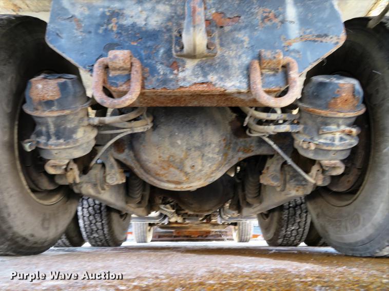 image for item DG3895 2009 International WorkStar 7400 dump truck