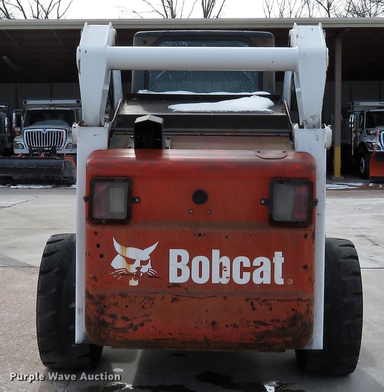 image for item DG3896 2006 Bobcat S250 skid steer