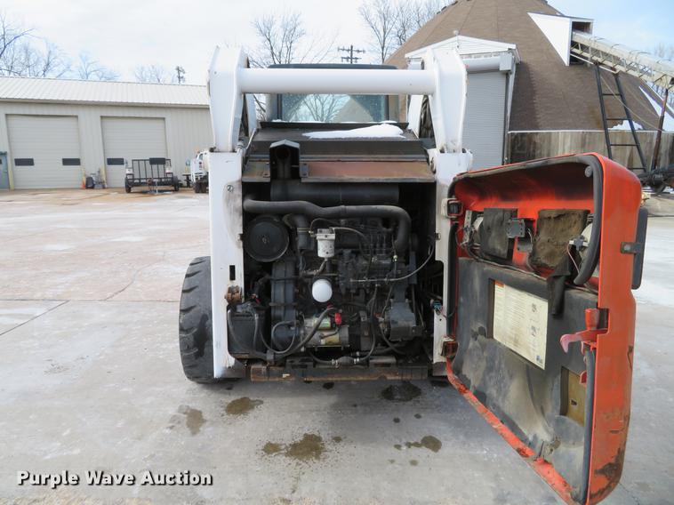 image for item DG3896 2006 Bobcat S250 skid steer