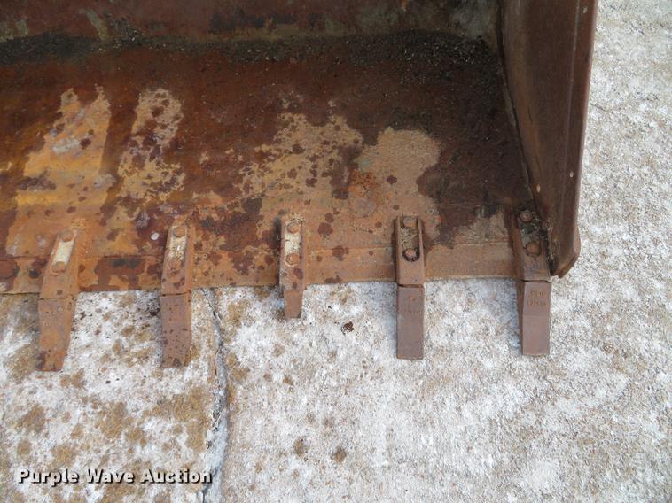 image for item DG3896 2006 Bobcat S250 skid steer