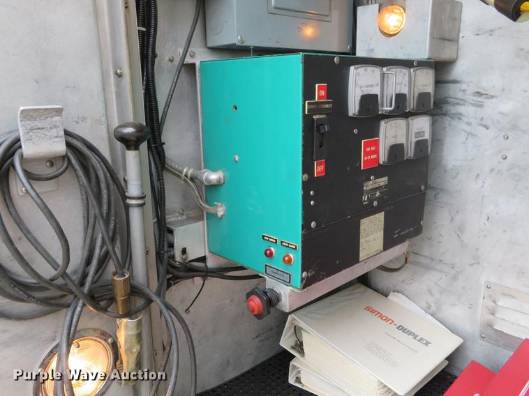 image for item DG3902 1990 Simon Duplex 5186-90 rescue truck