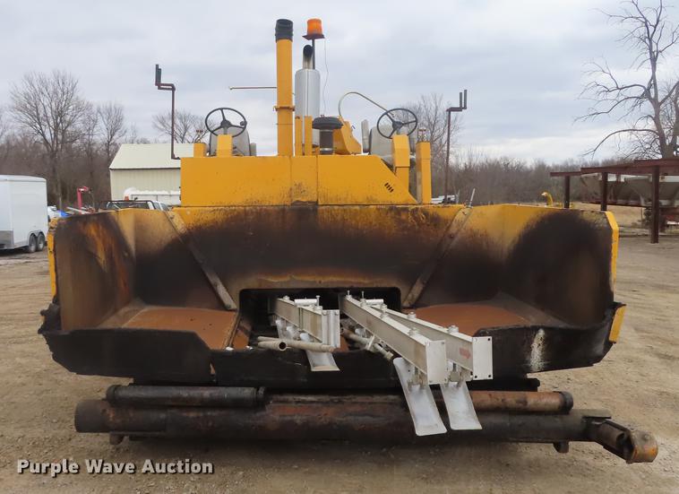 image for item DN9071 Blaw-Knox PF-161 paver