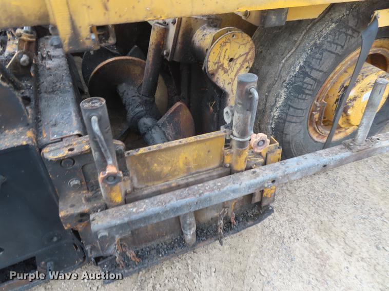 image for item DN9071 Blaw-Knox PF-161 paver