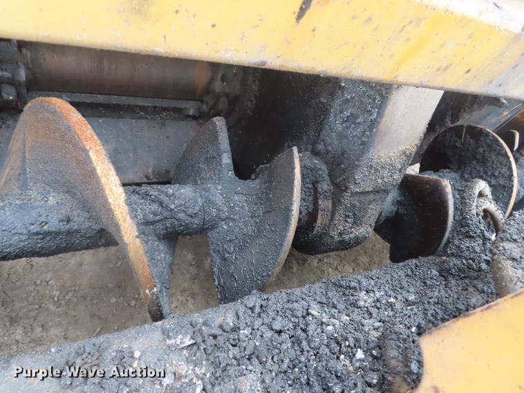 image for item DN9071 Blaw-Knox PF-161 paver