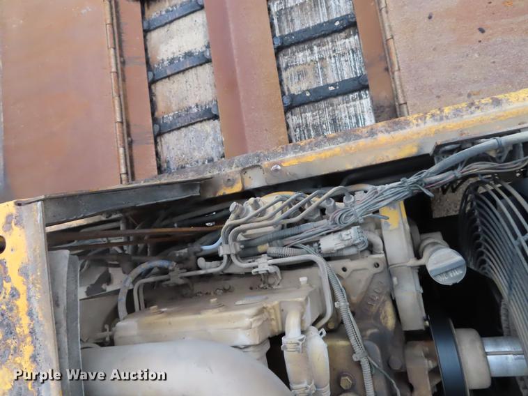 image for item DN9071 Blaw-Knox PF-161 paver