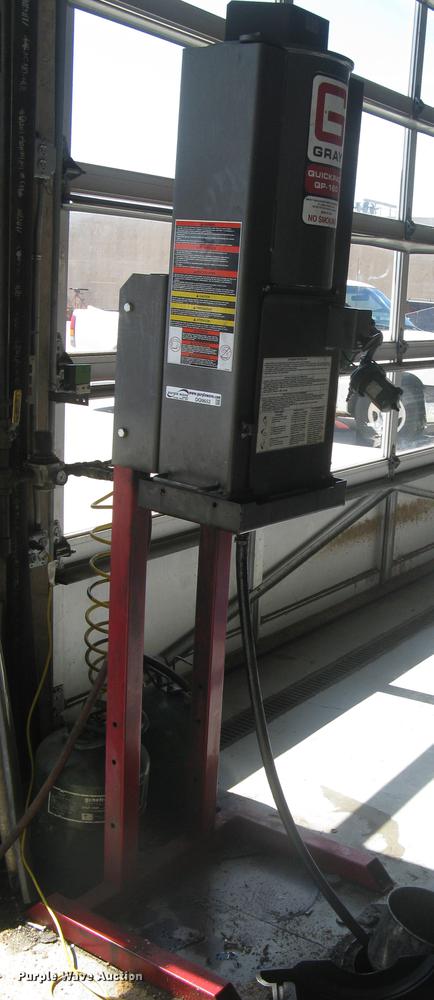 Gray QuickPac QP-160 can crusher in Wichita, KS | Item DQ9652 sold ...