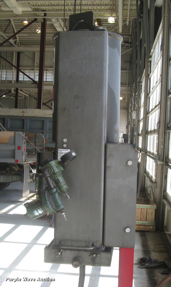 Gray QuickPac QP-160 can crusher in Wichita, KS | Item DQ9652 sold ...