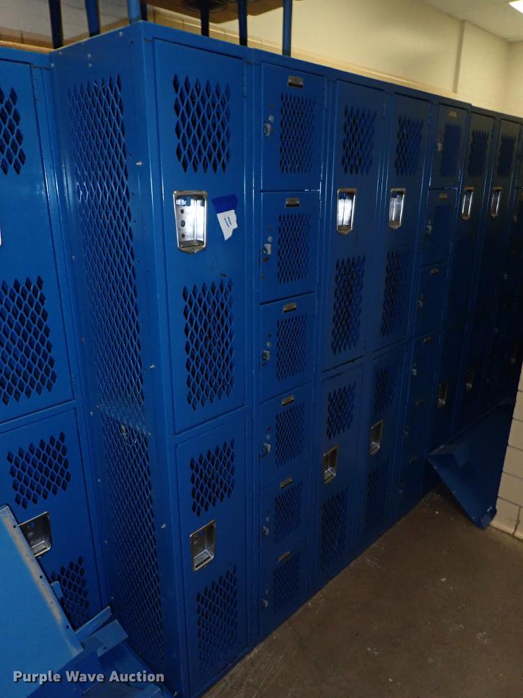 image for item EH9192 (22) sets of Penco lockers