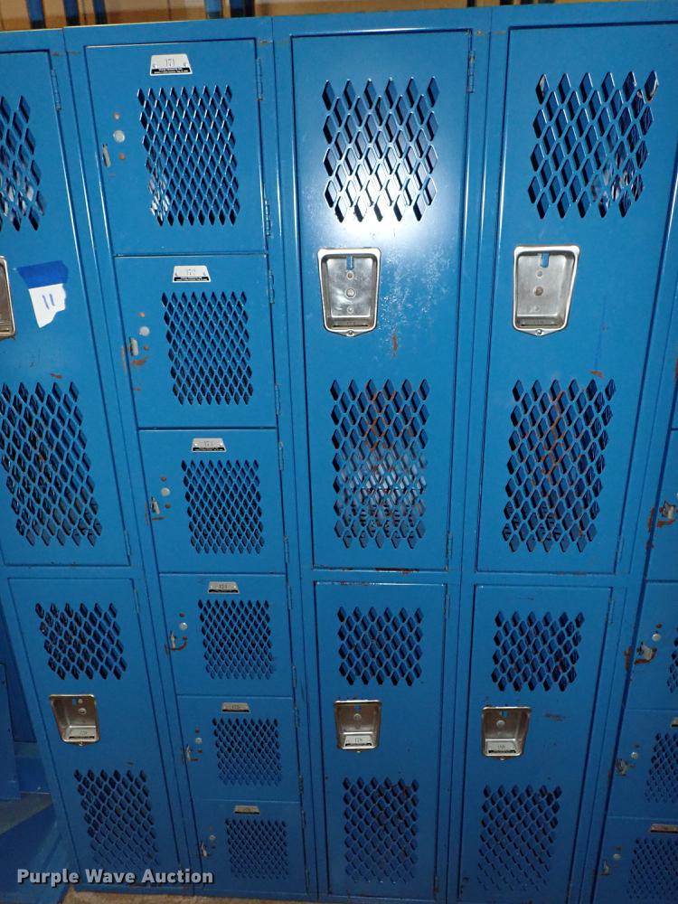 image for item EH9192 (22) sets of Penco lockers