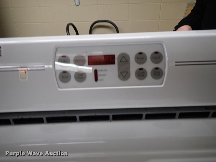 image for item EH9194 Crosley four burner stove