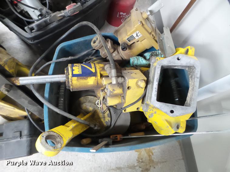 image for item EJ9008 Tools