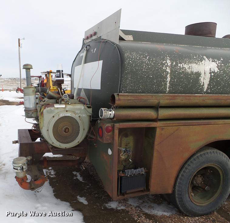 image for item EJ9012 1984 GMC 6500 tank truck