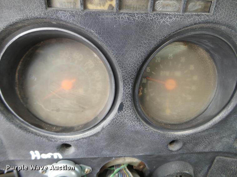 image for item EJ9012 1984 GMC 6500 tank truck