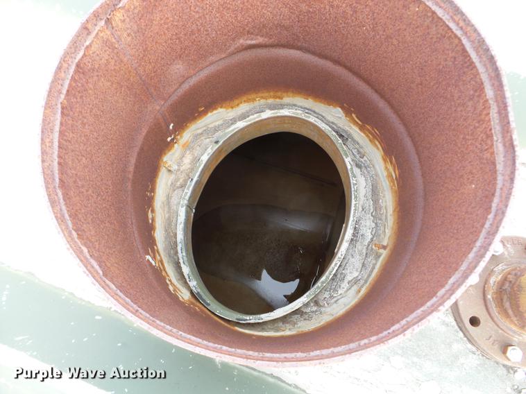 image for item EJ9012 1984 GMC 6500 tank truck