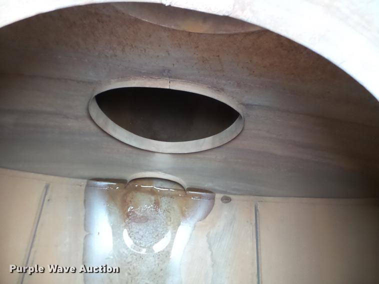 image for item EJ9012 1984 GMC 6500 tank truck