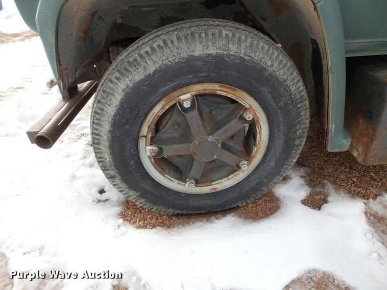 image for item EJ9012 1984 GMC 6500 tank truck