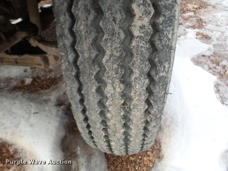 image for item EJ9012 1984 GMC 6500 tank truck