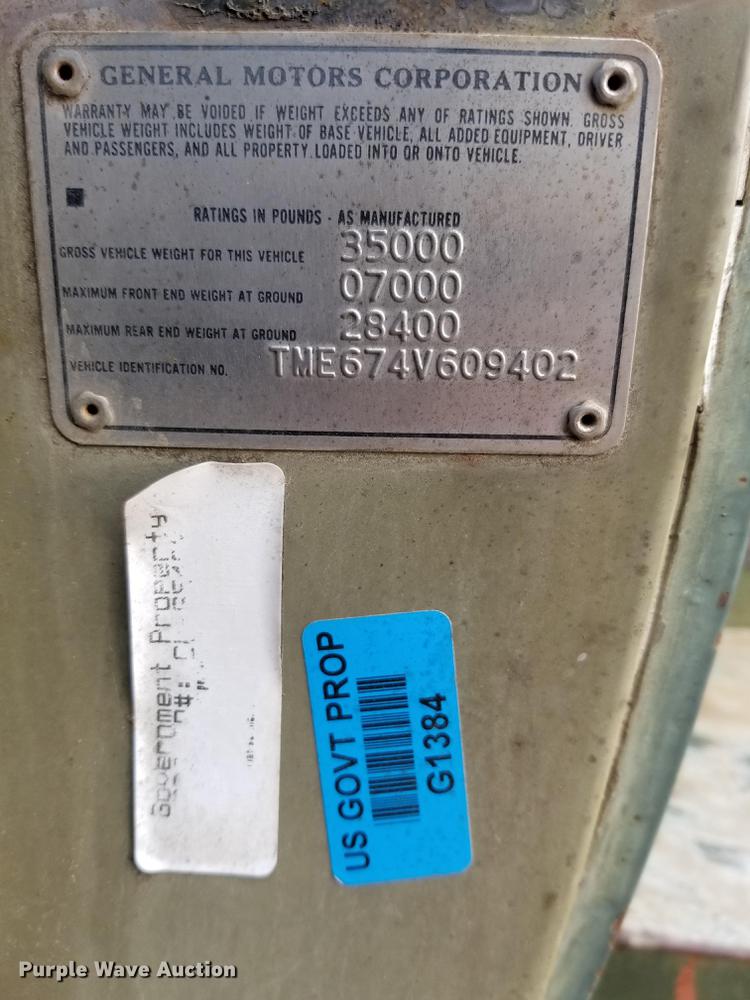 image for item EJ9012 1984 GMC 6500 tank truck