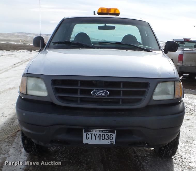 image for item EJ9013 2002 Ford F150 pickup truck