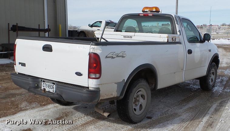 image for item EJ9013 2002 Ford F150 pickup truck