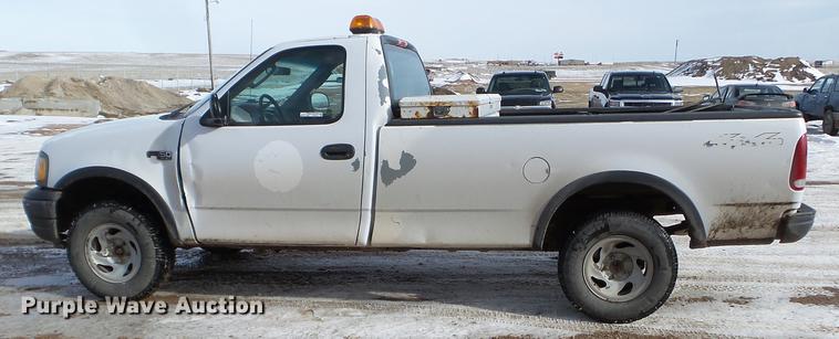 image for item EJ9013 2002 Ford F150 pickup truck