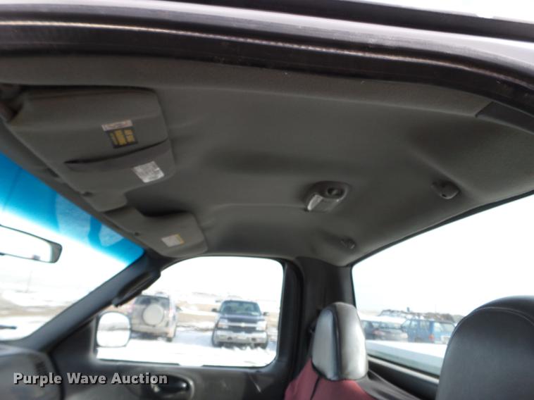 image for item EJ9013 2002 Ford F150 pickup truck