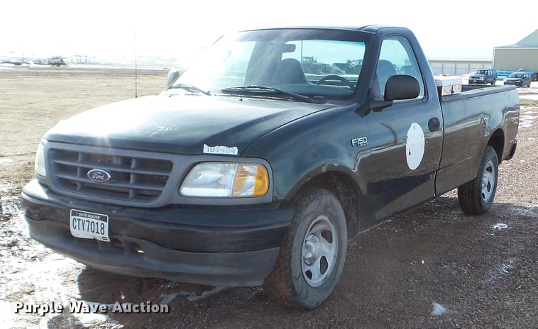 image for item EJ9015 2002 Ford F150 pickup truck