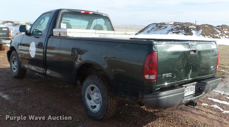 image for item EJ9015 2002 Ford F150 pickup truck