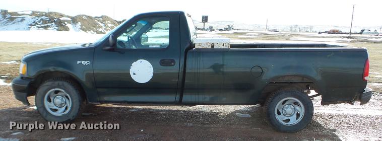image for item EJ9015 2002 Ford F150 pickup truck