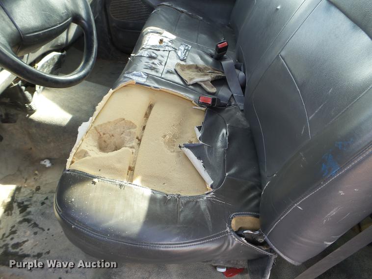 image for item EJ9015 2002 Ford F150 pickup truck