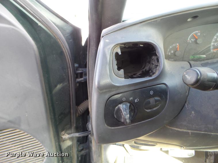 image for item EJ9015 2002 Ford F150 pickup truck