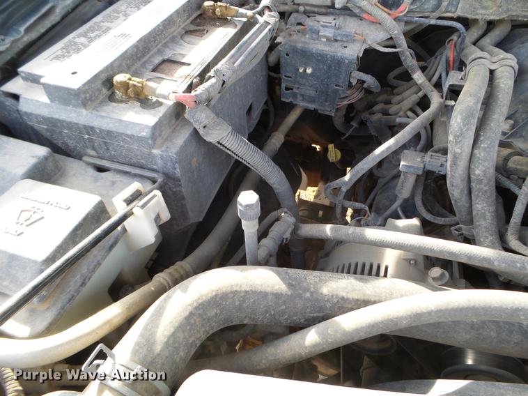 image for item EJ9015 2002 Ford F150 pickup truck