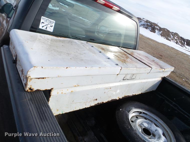 image for item EJ9015 2002 Ford F150 pickup truck