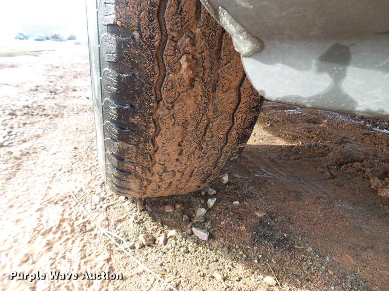 image for item EJ9015 2002 Ford F150 pickup truck