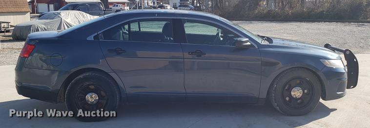 image for item EN9806 2013 Ford Taurus Police Interceptor
