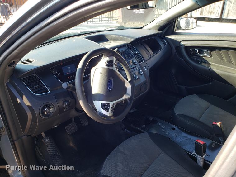 image for item EN9806 2013 Ford Taurus Police Interceptor