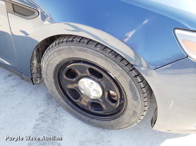 image for item EN9806 2013 Ford Taurus Police Interceptor