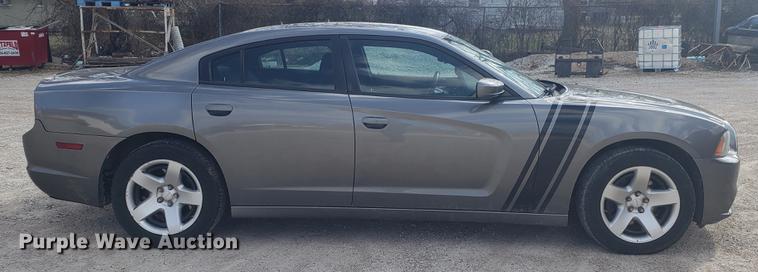 image for item EN9807 2012 Dodge Charger Police