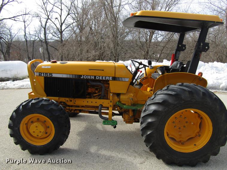 image for item EU9587 1992 John Deere 2155 tractor