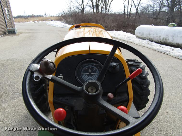 image for item EU9587 1992 John Deere 2155 tractor