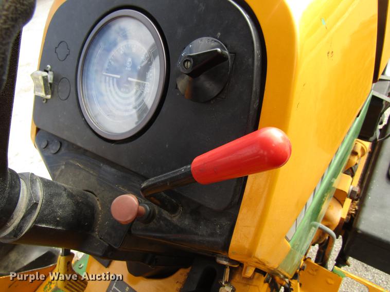 image for item EU9587 1992 John Deere 2155 tractor