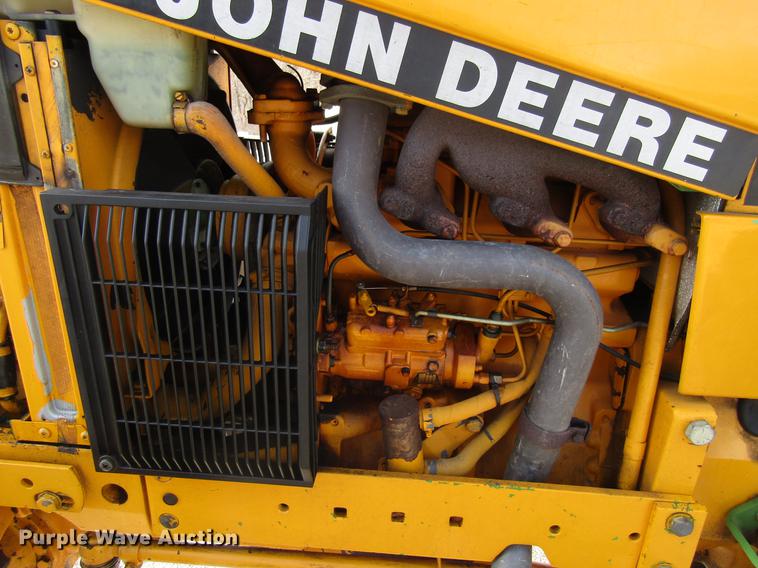 image for item EU9587 1992 John Deere 2155 tractor