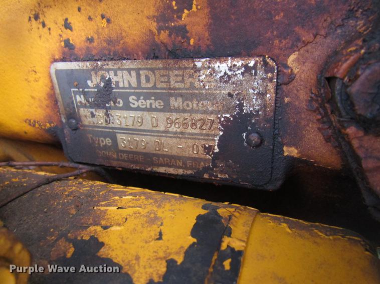 image for item EU9587 1992 John Deere 2155 tractor