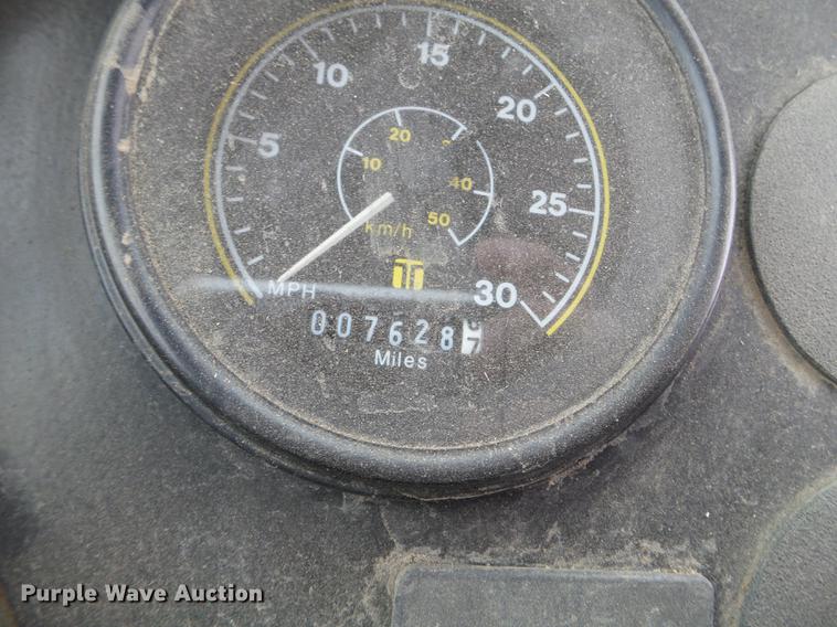 image for item EW9959 2006 Johnston 3000 street sweeper