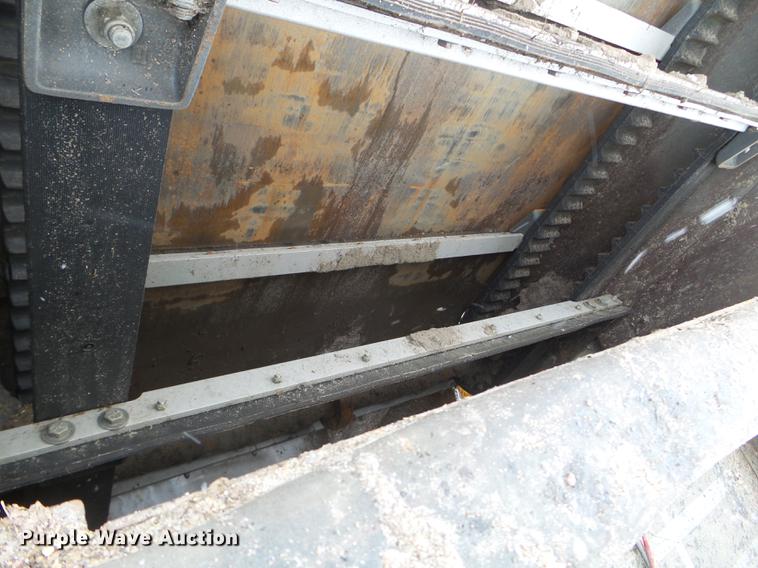 image for item EW9959 2006 Johnston 3000 street sweeper