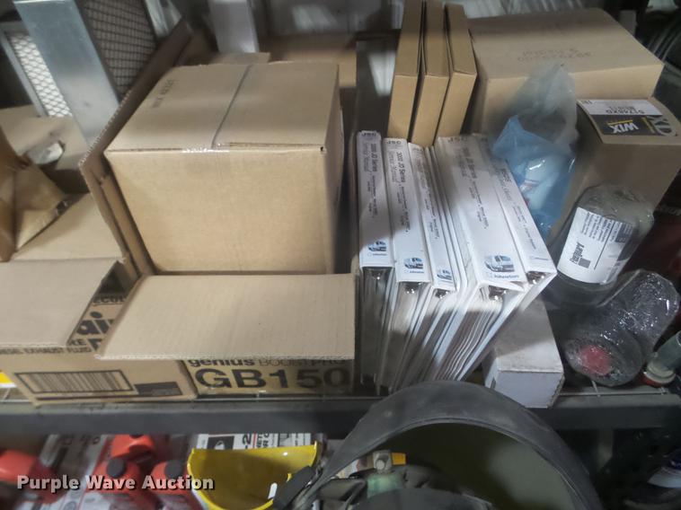 image for item EW9959 2006 Johnston 3000 street sweeper